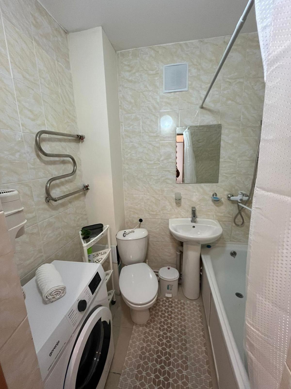 Cosy flat in the city center Taldykol Exterior foto